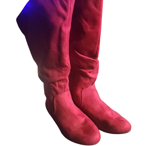Red Gradient Heeled Boots 8W women's - Picture 2 of 9